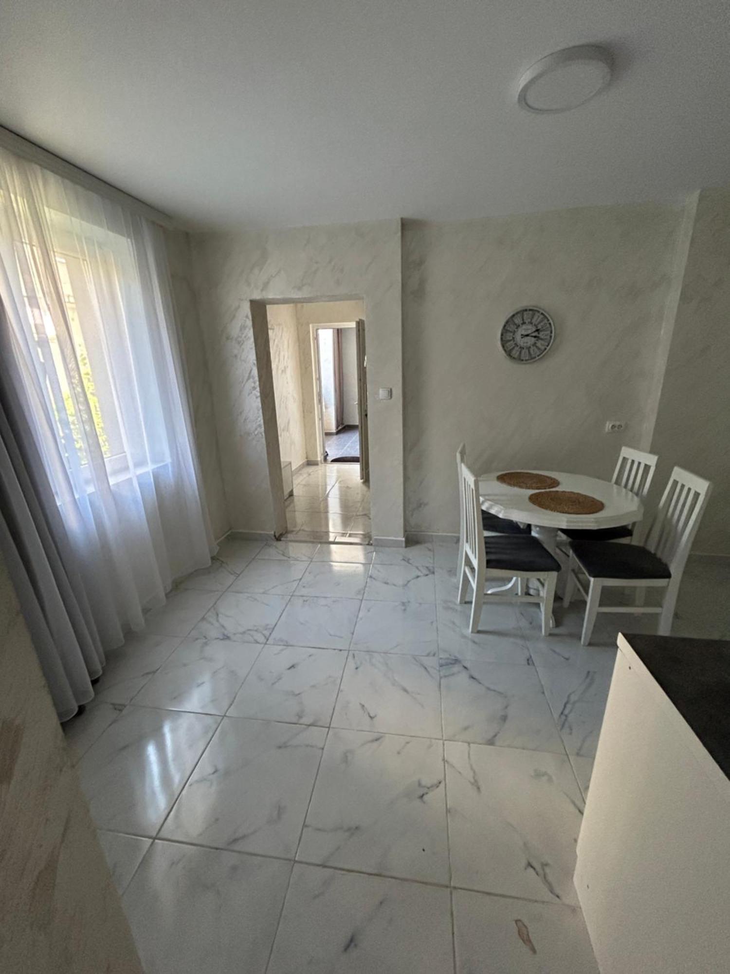 Sweet White In City Belgrad Exterior foto